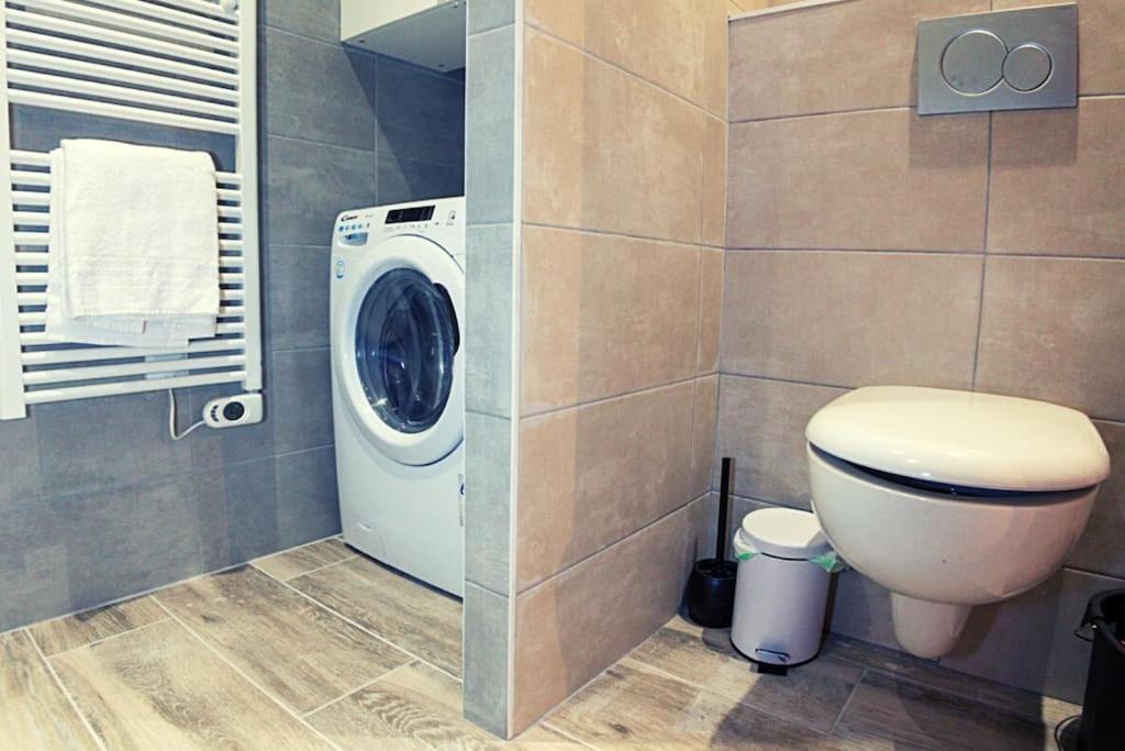 דירות Viriat Le Clos De Tanvol 2 -Parking Gratuit- Climatisation-Terrasse מראה חיצוני תמונה